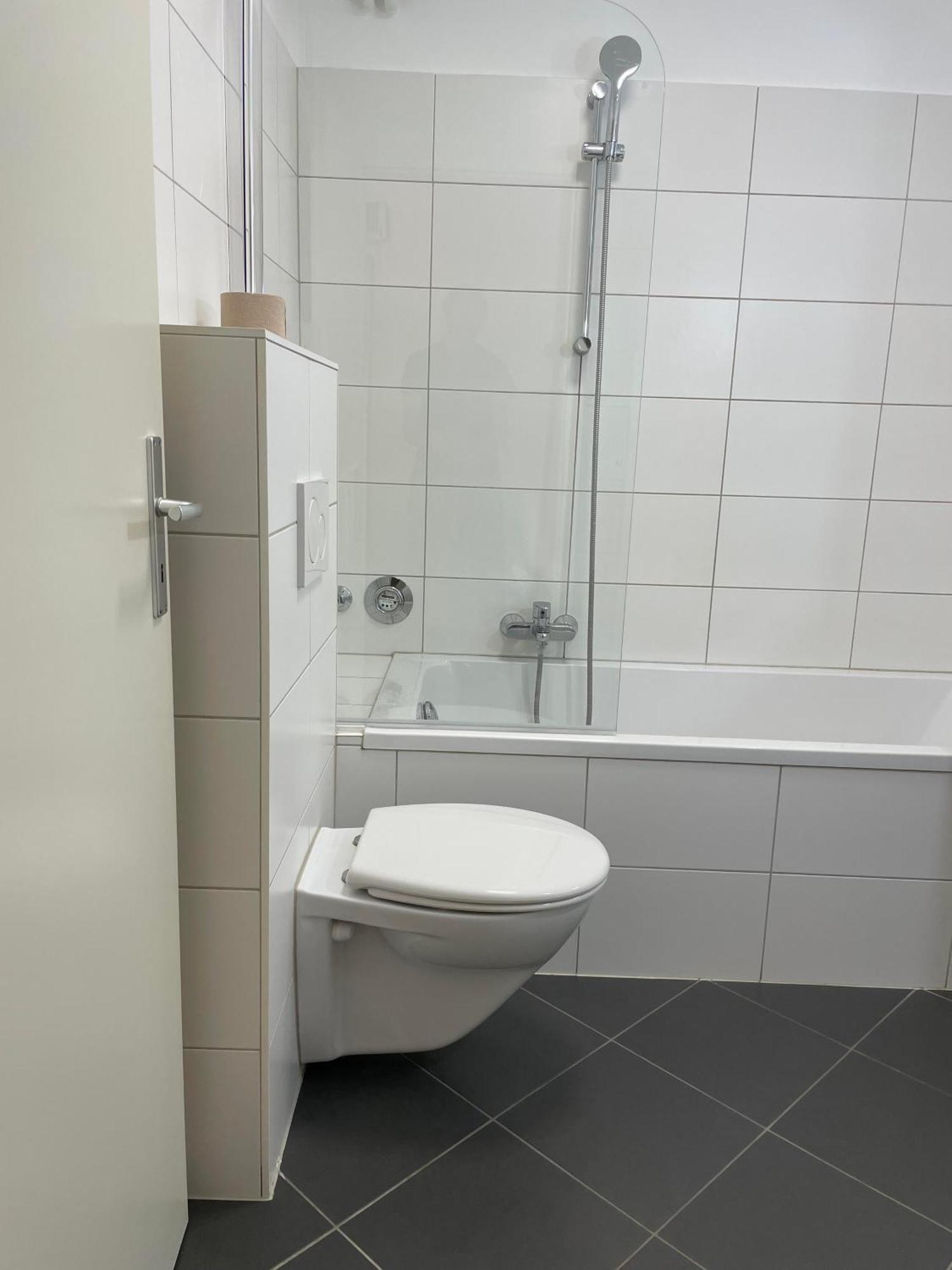 Alice Holiday Apartment Bischofsheim Bagian luar foto